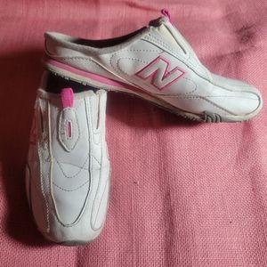 New Balance Vintage Breast Cancer Awareness Slide On Shoes